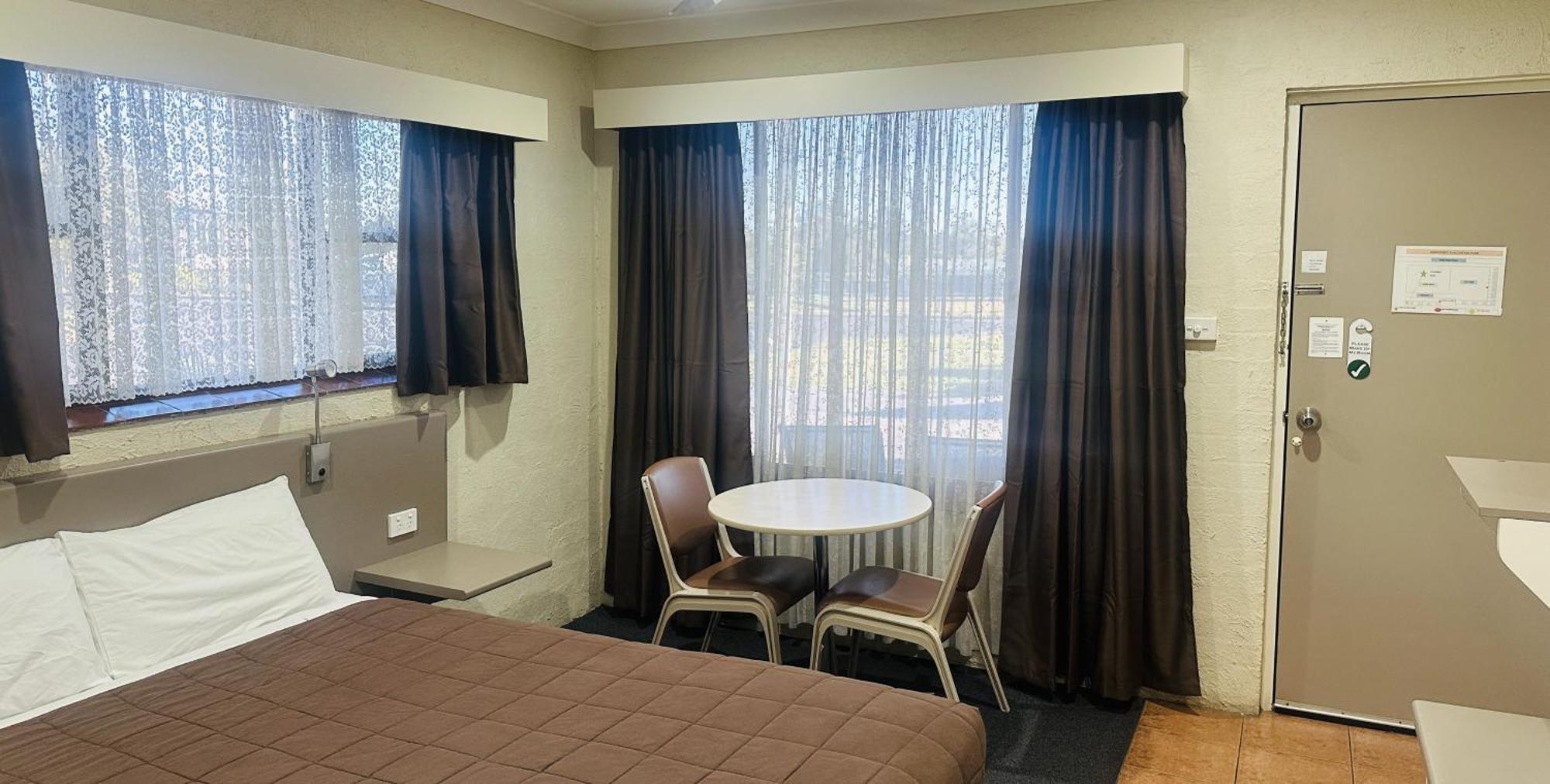 Sapphire City Motor Inn Inverell Exteriér fotografie