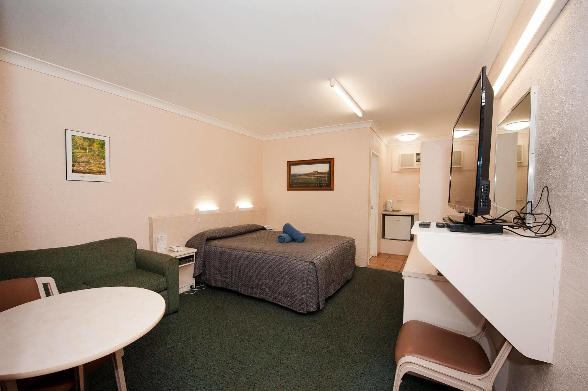 Sapphire City Motor Inn Inverell Exteriér fotografie