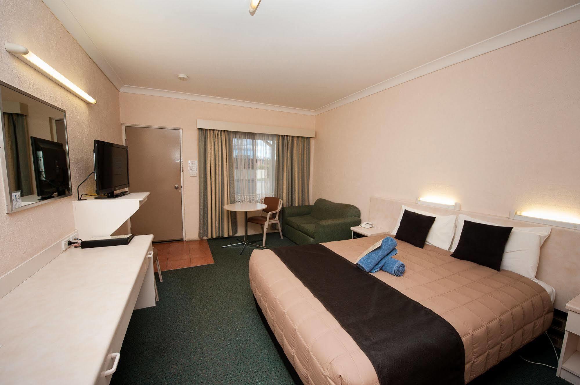 Sapphire City Motor Inn Inverell Exteriér fotografie